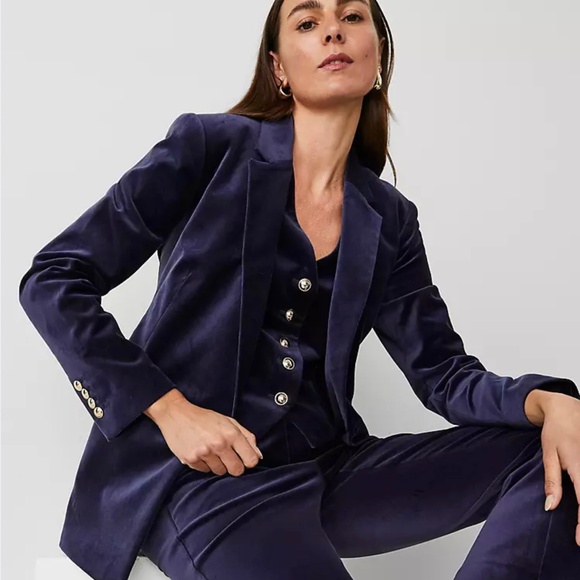 HOLIDAYS!! ANN TAYLOR Navy Velvet Tailored Crosby Blazer ~ 0P - Picture 2 of 8